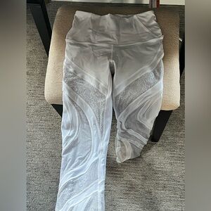 Lululemon white leggings- worn twice.